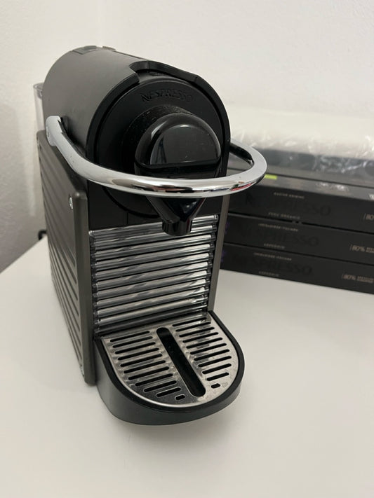 Máquina Nespresso Pixie XN304T10 Titânio